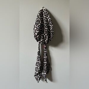 JUICY COUTURE Patterned Hair Scarf perfect for any occasion.(unisexual)